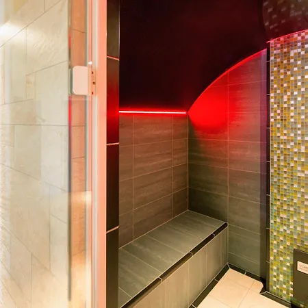 Paulinenhof Hotel 4*