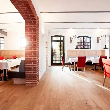 Paulinen Hof Seminarhotel 4*