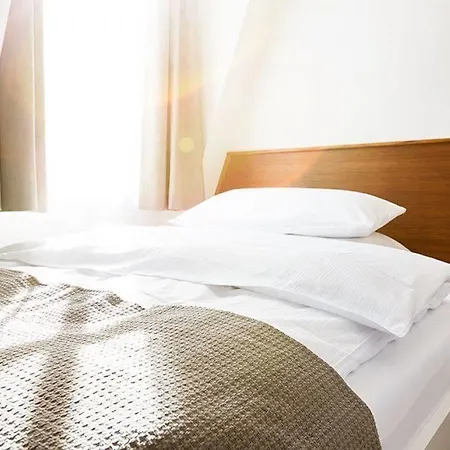 Paulinen Hof Seminarhotel 4* Belzig