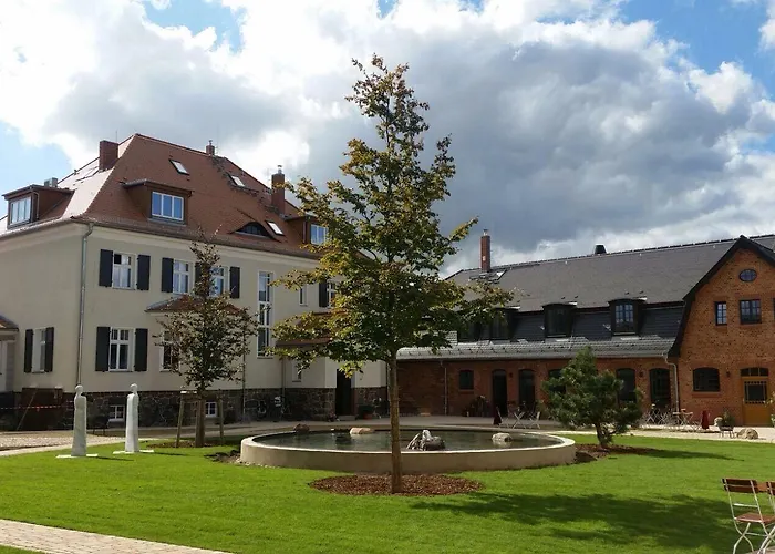 فندق Paulinenhof 4*