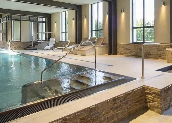 فندق Paulinenhof 4*